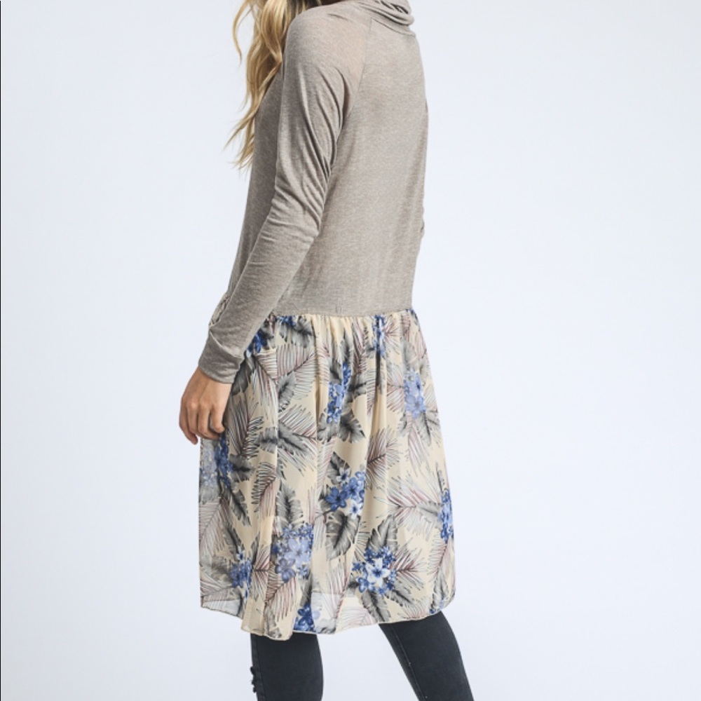 🌟Sale🌟Cowl neck Tunic - Picture 6 of 7